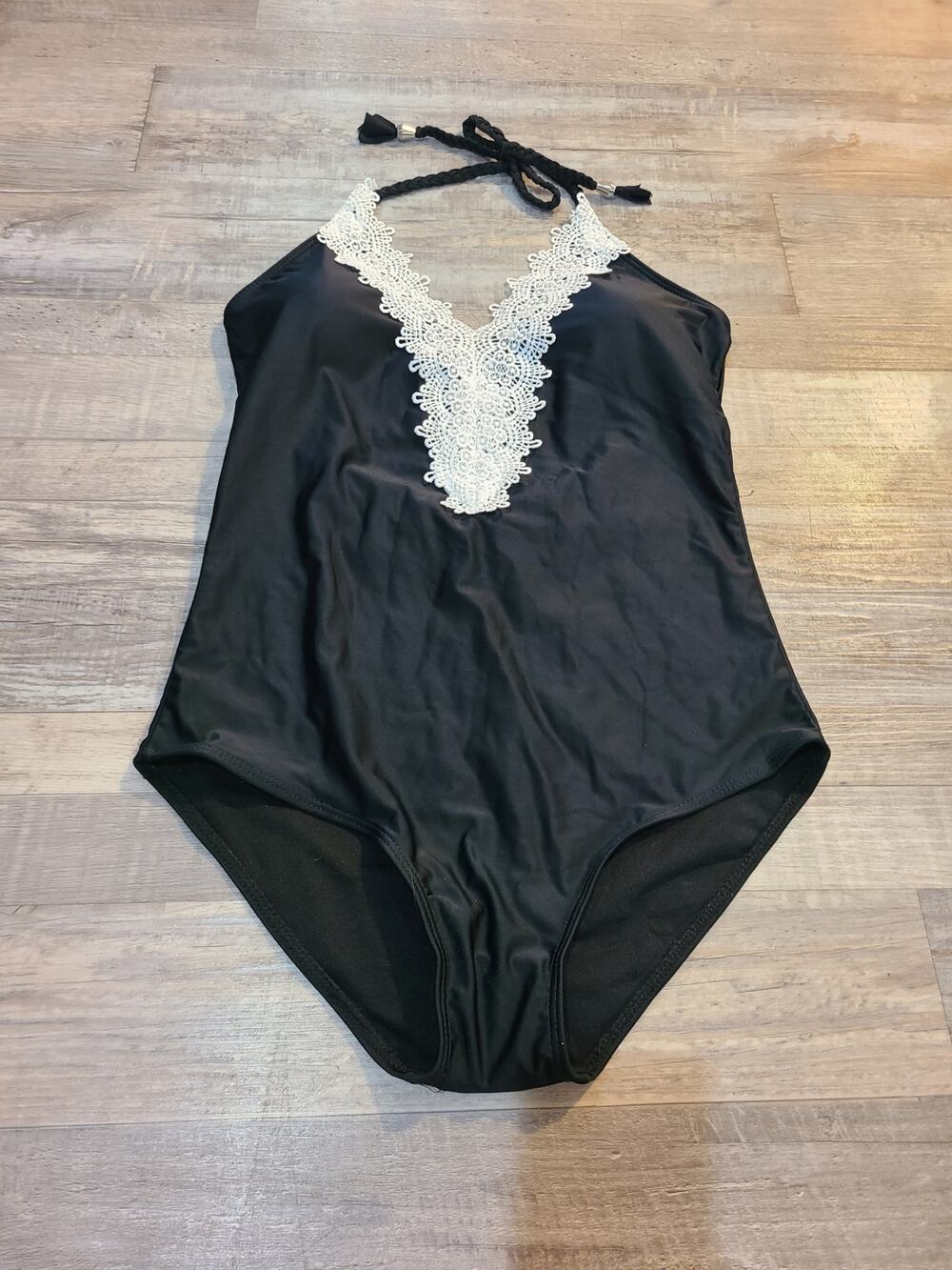 Unknown brand small womens black and white lace one piece swimsuit
